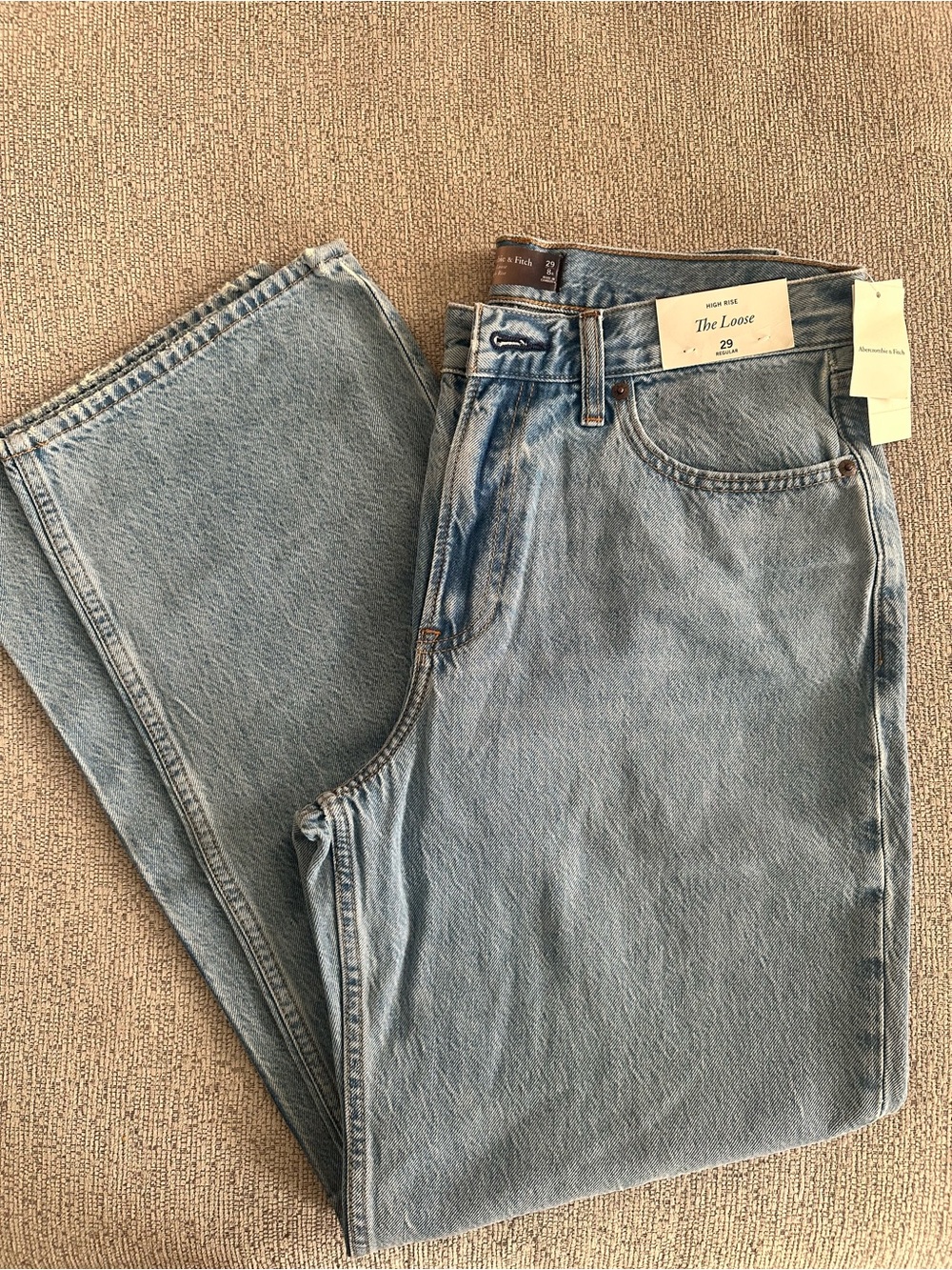 Abercrombie & Fitch The Loose Straight Leg Women's Jeans NWT